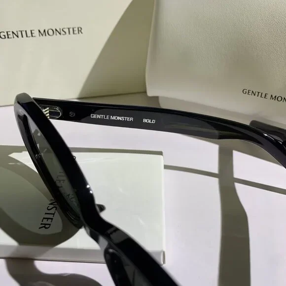 Nearly New Gentle Monster BANDONEON.S Sunglasses Black Acetate - Picture 6 of 7